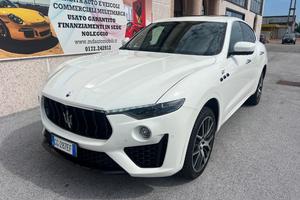 MASERATI Levante 330 CV MHEV AWD GT TETTO 21 IVA E
