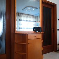 Mobile ingresso con specchio