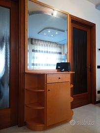 Mobile ingresso con specchio