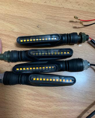Frecce moto led dinamiche