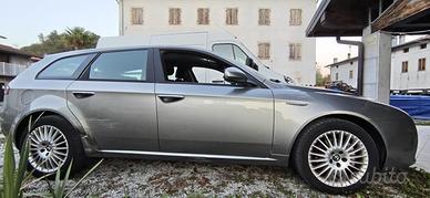 Alfa Romeo 159