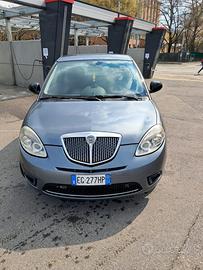 LANCIA Ypsilon 2011