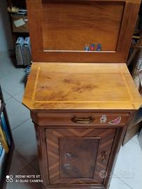 3 comodini arte povera con piane in marmo 