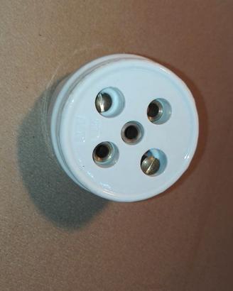 PRESA ELETTRICA DA PARETE TICINO IN CERAMICA