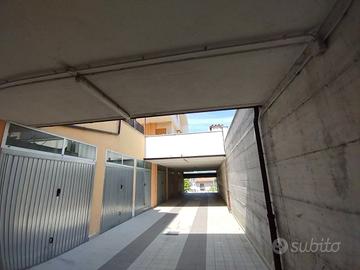 AMPISSIMO GARAGE a Chieti Scalo
