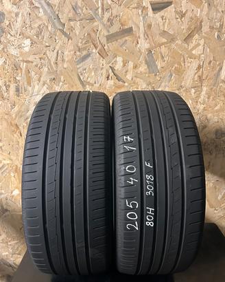 2 GOMME 205 40 17 YOKOHAMA BLU EARTH A