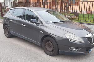 Lancia Delta 1.4 T-Jet 120CV – 2009 – 225.000 km