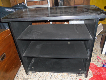 Mobile nero legno e formica con ripiani