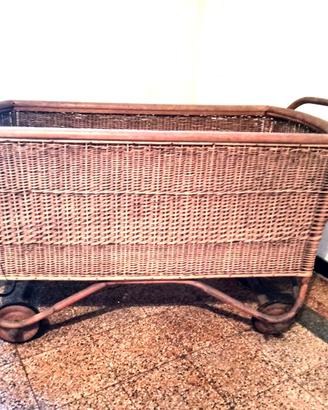 Culla anni 60 vimini rattan e telaio in bambù
