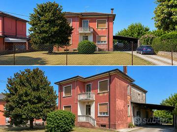 Casa indipendente di 325 m² con più di 5 locali e 
