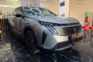 Peugeot 3008 Hybrid 1.2 Benzina 136 e-DCS6 GT