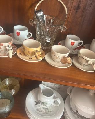 Servizio caffè a tema animali della savana