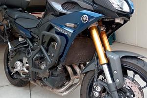 Yamaha Tracer 900 superaccessoriata 