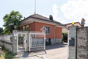 BIFAMILIARE A CIRIÈ