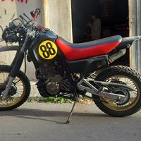 Honda nx 650 dominator