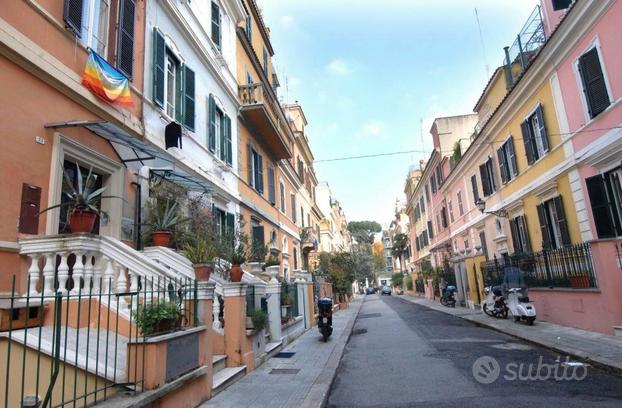 STANZA SINGOLA in zona FLAMINIO / BALCONE