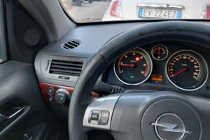 Opel Astra H