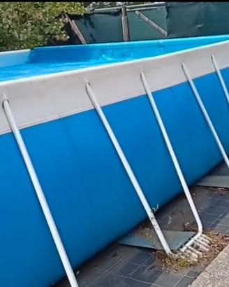 Piscina tipo laghetto 