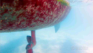 Pulizia carene e rifacimento