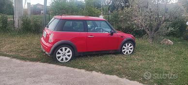 mini Cooper  a poco prezzo