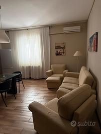 Appartamento arredato con posto auto