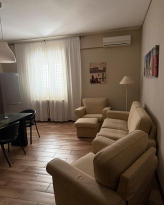 Appartamento arredato con posto auto