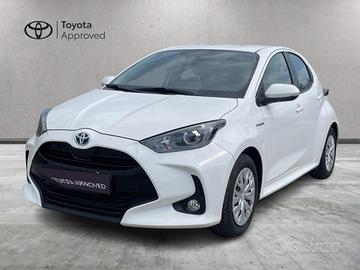 TOYOTA Yaris 1.5 Hybrid 5 porte Active