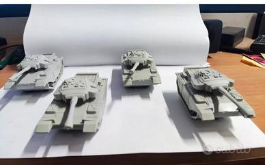 Lotto 4 Carri Armati Giocattolo in Plastica Grigio