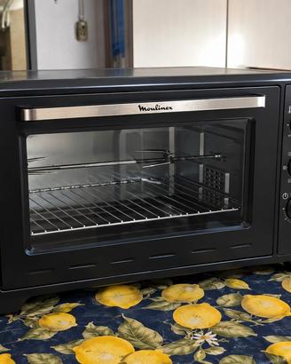 Forno Moulinex 60L.