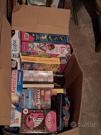 lotto di libri, enciclopedie e giochi