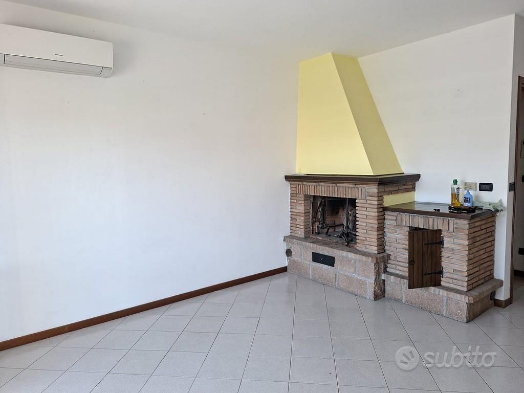 Appartamento a - Cecina MarinaCecina - Vista 3