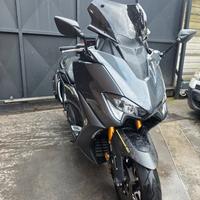 Yamaha Tmax 560 20th anniversario