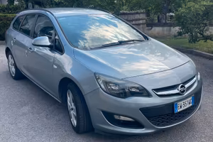 Opel Astra Sport Tourer 1.6 CDTI 136 CV - 2014
