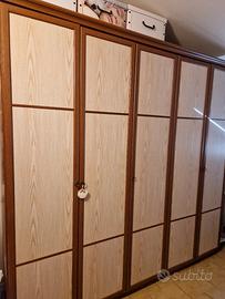 Armadio 5 ante compatto