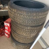 Gomme Invernali Goodride 225/35/19 al 90%