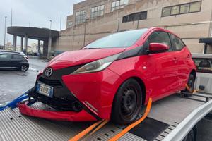 TOYOTA AYGO 1.0 BENZINA 2015 SINISTRATA