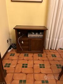 Mobiletto per la casa