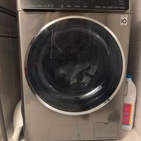 LG Lavatrice TurboWash™ 10 Kg Finitura Inox