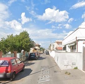 Fiumicino bilocale arredato