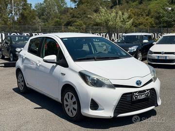 Toyota Yaris 1.5 Hybrid 5 porte Lounge