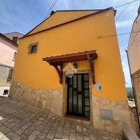 CASA INDIPENDENTE A MONTENERO DI BISACCIA