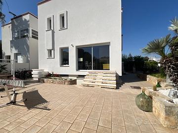 Paradiso splendida villa con ampio giardino
