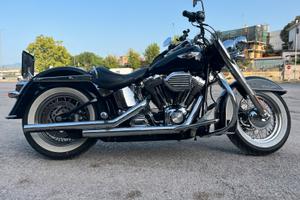Harley Davidson softail deluxe