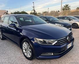 VOLKSWAGEN Passat Variant 2.0 TDI DSG Highline BMT