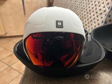 Casco oakley