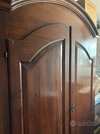 Armadio antico legno massiccio