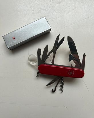 Coltello multiuso Victorinox Explore 1.6703 nuovo