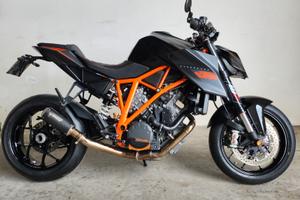 ktm 1290 superduke r 