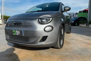Fiat 500E Icon Berlina Elettrica