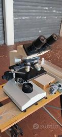MICROSCOPIO BIOLOGICO BINOCULARE E ACCESSORI